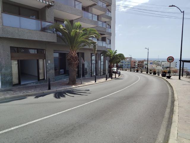 Local, Santiago del Teide