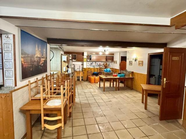 Local, Sanxenxo