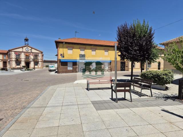 Local, San Cristobal de Entreviñas