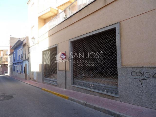 Local, San Juan, Aspe