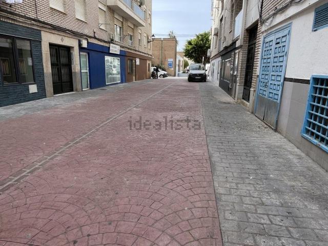 Local, Salobreña