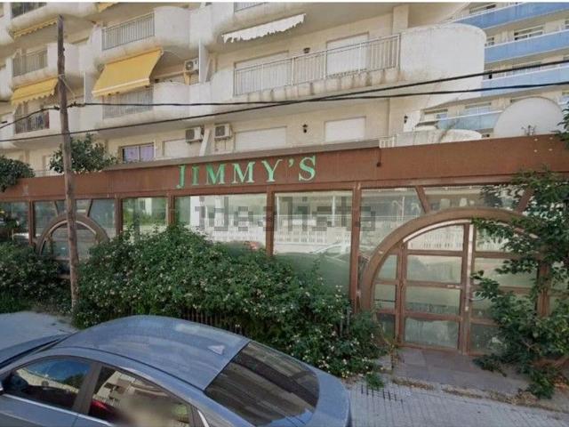 Local, Salou