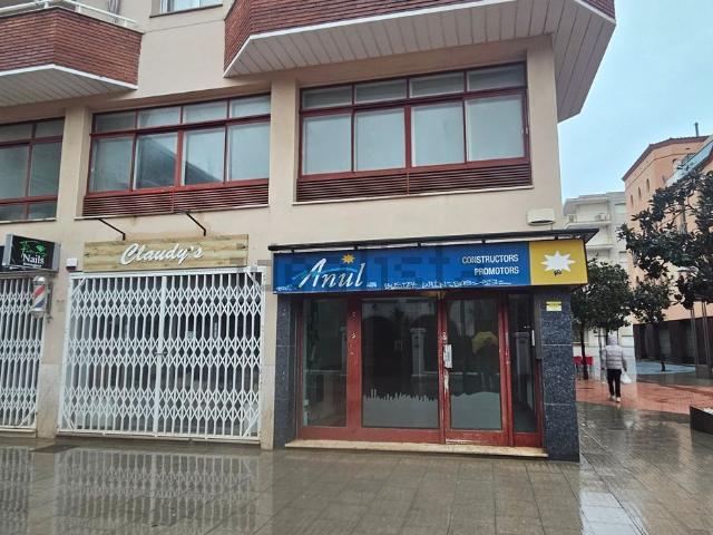 Local, Salou