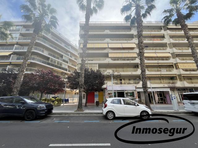 Local, Salou
