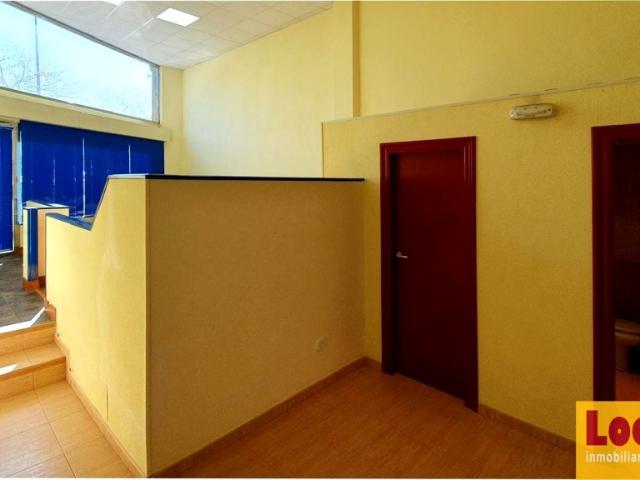 Local singular en venta, zona industrial, Santander