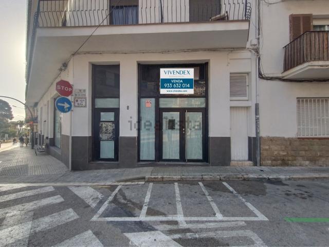 Local, Sitges