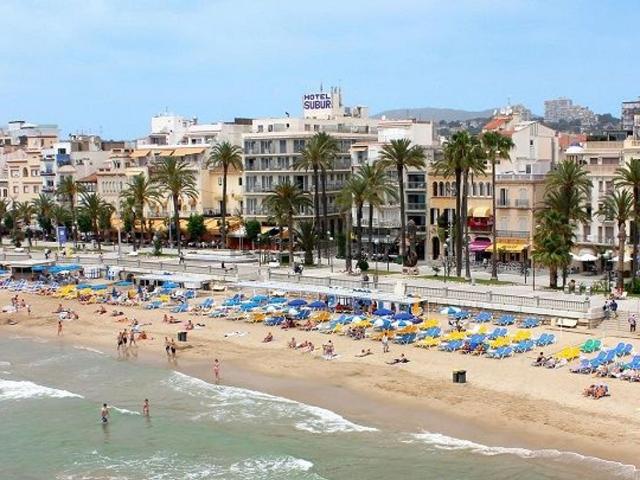 Local, Sitges