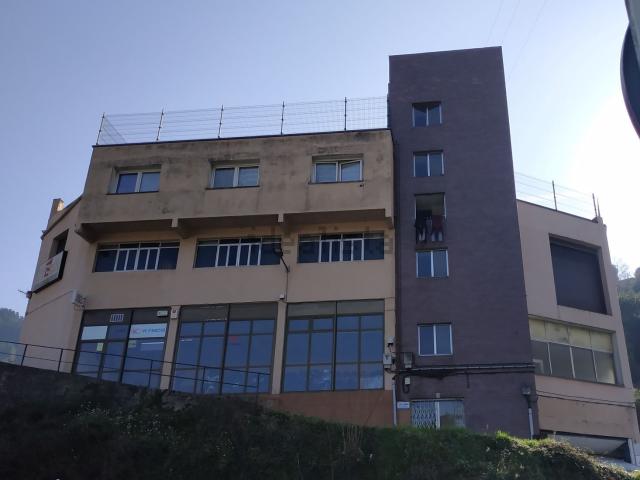 Local, Soraluze/Placencia de las Armas