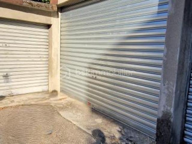 Local Stockage / Garage 42 m² Idéal Artisans & Professionnels