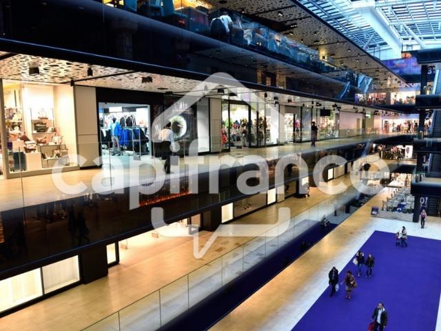 Local/bureau à louer 80 m2 DRAGUIGNAN 83