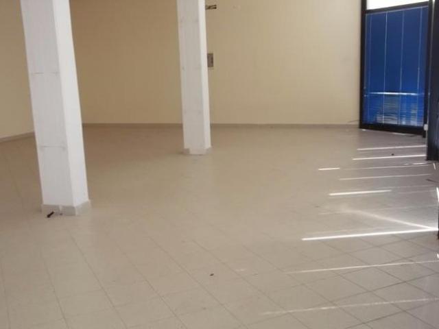 Locale comm.le/Fondo in affitto a Cascina 150 mq Rif: 453794