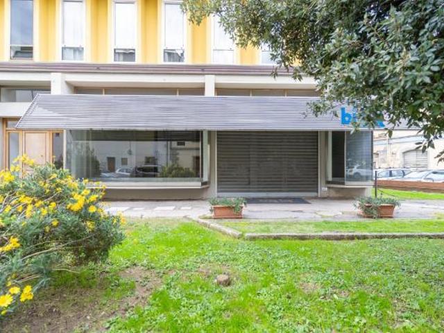 Locale comm.le/Fondo in affitto a Empoli 250 mq Rif: 1421707