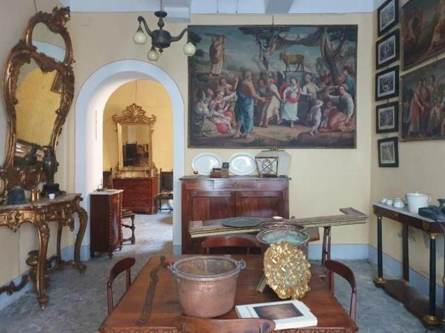 Locale comm.le/Fondo in affitto a Lucca 53 mq Rif: 876007