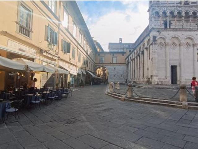 Locale comm.le/Fondo in affitto a Lucca 100 mq Rif: 1346598