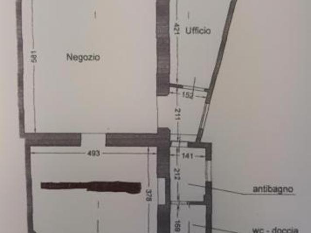 Locale comm.le/Fondo in affitto a Monte San Quirico Lucca 75 mq Rif: 1386085