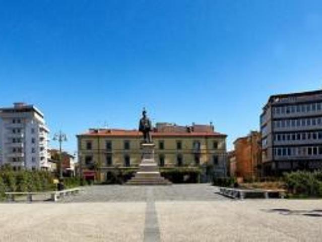 Locale comm.le/Fondo in affitto a Pisa 200 mq Rif: 1262015