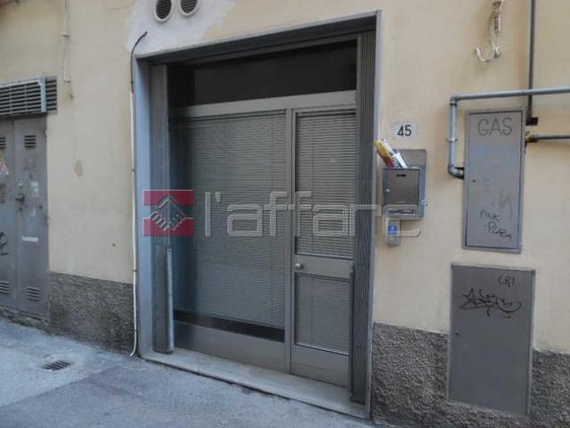Locale comm.le/Fondo in affitto a Pontedera 24 mq Rif: 639557