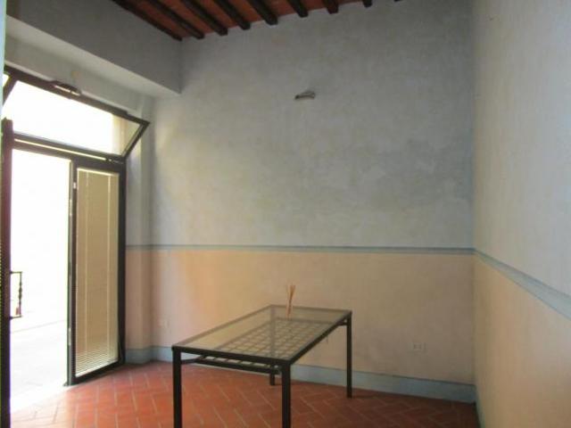 Locale comm.le/Fondo in affitto a Santa Croce sull'Arno 20 mq Rif: 776509