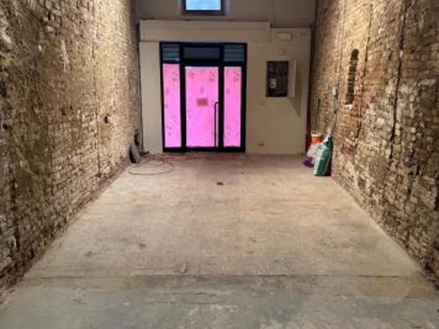 Locale comm.le/Fondo in affitto a Siena 85 mq Rif: 1391484