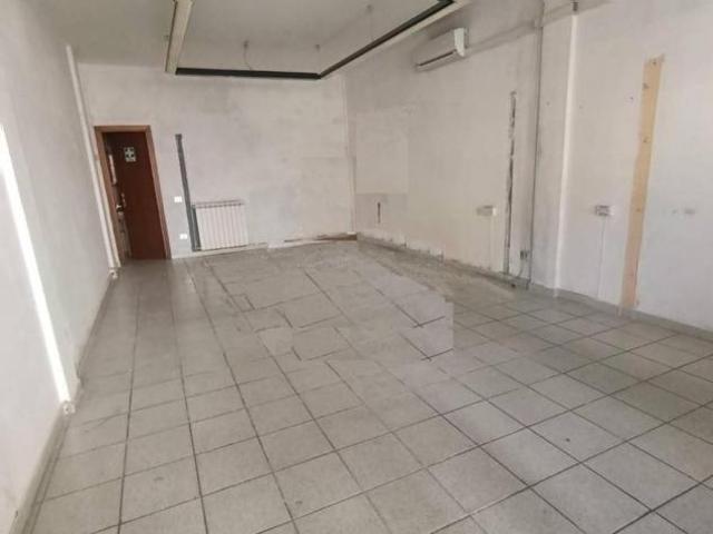 Locale comm.le/Fondo in affitto a Staffoli Santa Croce sull'Arno 40 mq Rif: 1423566