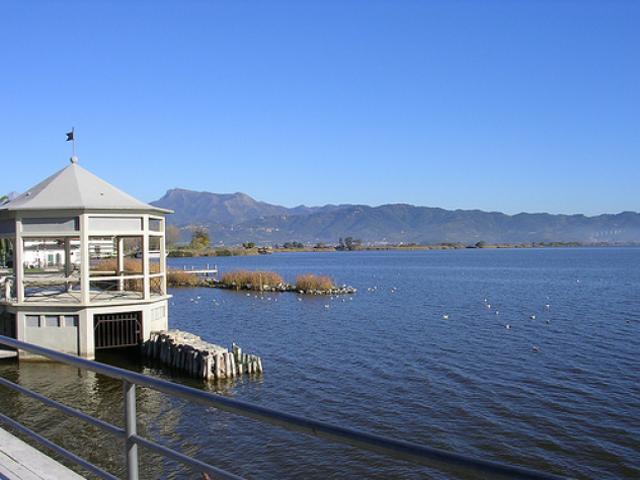Locale comm.le/Fondo in vendita a Torre Del Lago Puccini Viareggio 215 mq Rif: 1403731