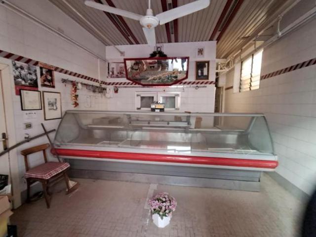 Locale comm.le/Fondo in vendita a Capannoli 60 mq Rif: 1410346