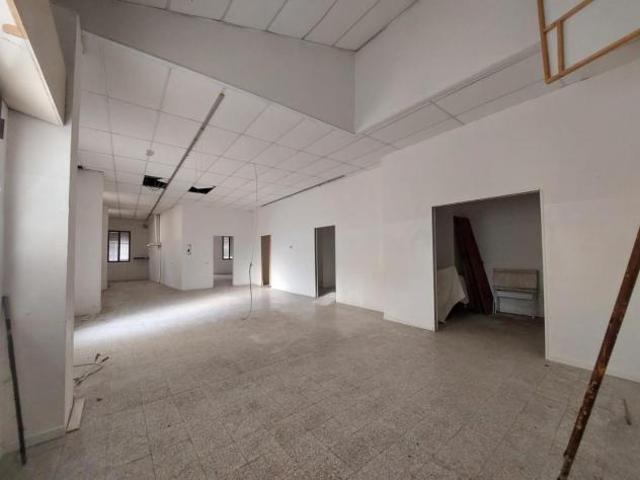 Locale comm.le/Fondo in vendita a Cascina 170 mq Rif: 1261875