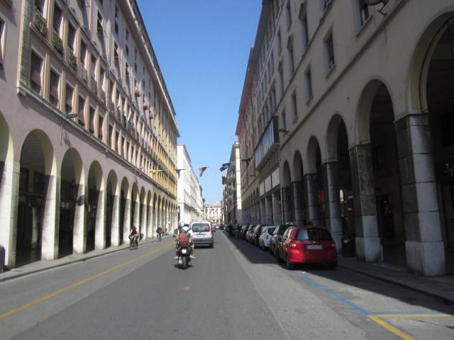 Locale comm.le/Fondo in vendita a Livorno 350 mq Rif: 1122525