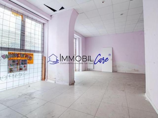 Locale comm.le/Fondo in vendita a Livorno 421 mq Rif: 1398470