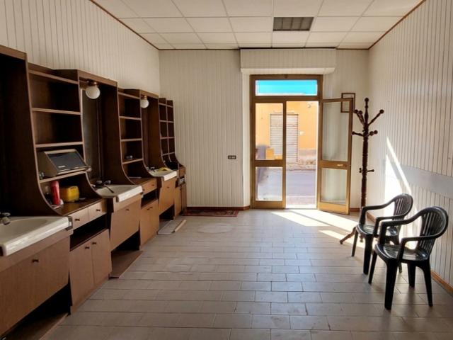 Locale comm.le/Fondo in vendita a Perignano Casciana Terme Lari 50 mq Rif: 1409794