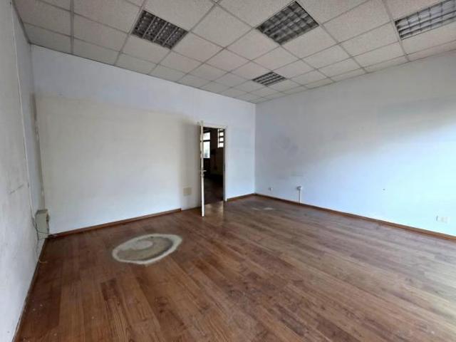Locale comm.le/Fondo in vendita a Santa Croce sull'Arno 100 mq Rif: 1389499