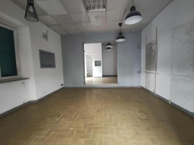 Locale comm.le/Fondo in vendita a San Marco Lucca 35 mq Rif: 1392058