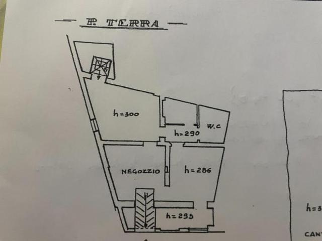 Locale comm.le/Fondo in vendita a Siena 100 mq Rif: 1215122