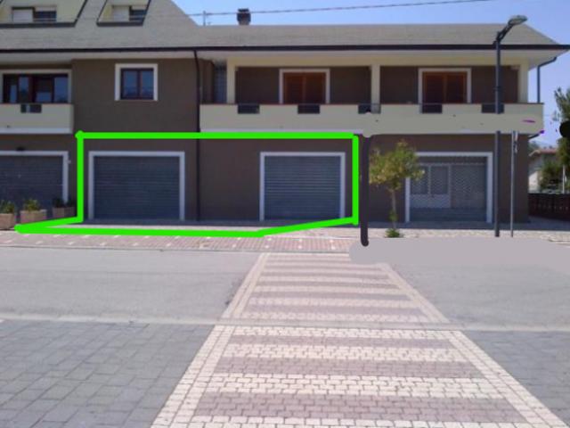 Locale Commerciale