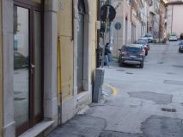 Locale Commerciale