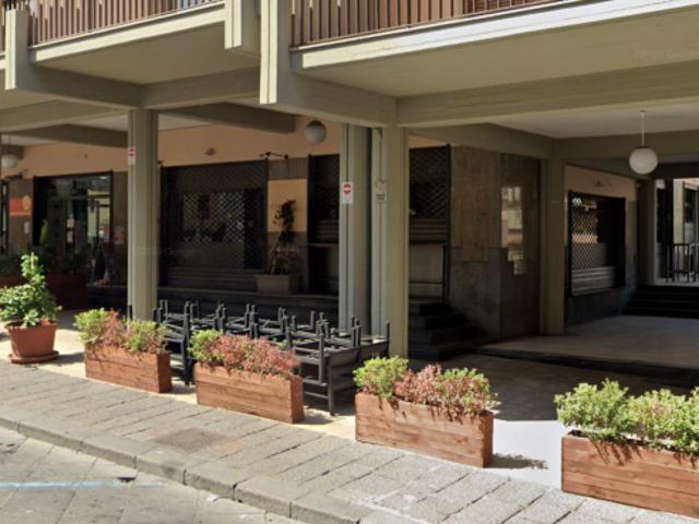 Locale commerciale Corso Italia Giarre