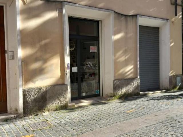 Locale commerciale centro storico