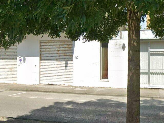 Locale commerciale da ristrutturare a Ponsacco