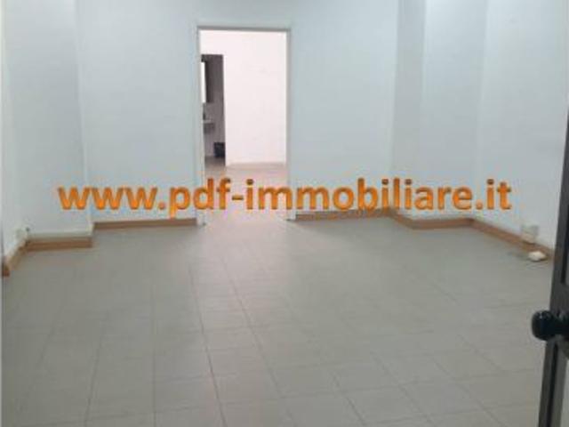 Locale commerciale di 55 mq a Monterotondo Scalo