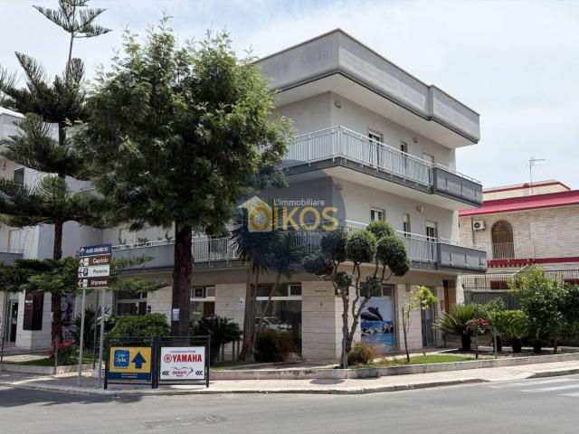 Locale commerciale in affitto a Monopoli