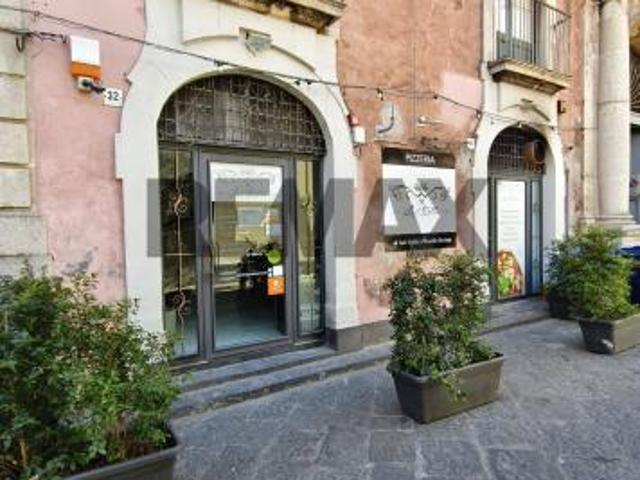 Locale Commerciale in affitto a Acireale