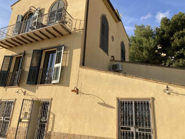 Locale commerciale in affitto a Agrigento