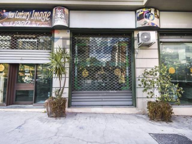Locale Commerciale in affitto a Catania, Viale Rapisardi