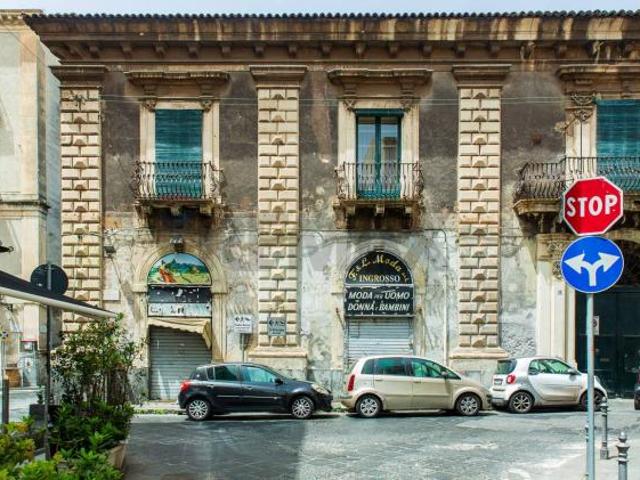 Locale Commerciale in affitto a Catania, Zona di prestigio