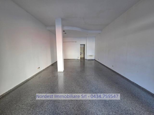 Locale commerciale in affitto a Gaiarine