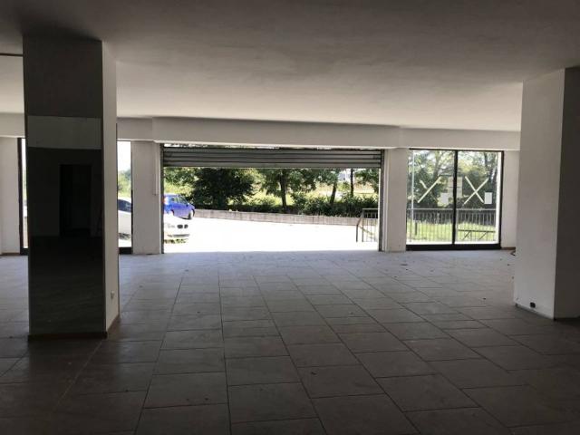 Locale commerciale in affitto a Patrica