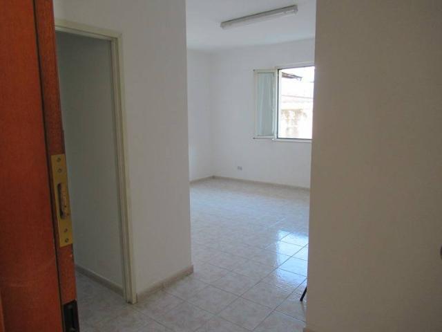 Locale commerciale in affitto a Pescara, Zona Ospedale