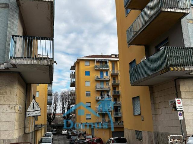 Locale commerciale in affitto a Pinerolo
