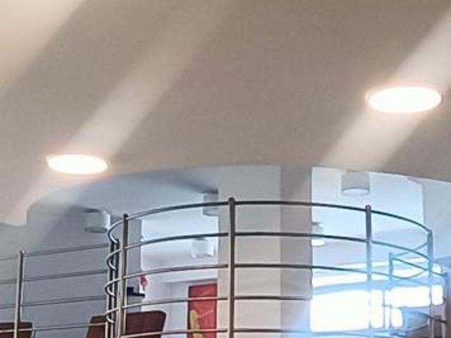 Locale commerciale in affitto a San Benedetto del Tronto