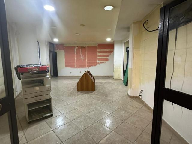 LOCALE COMMERCIALE in AFFITTO a SOMMA VESUVIANA